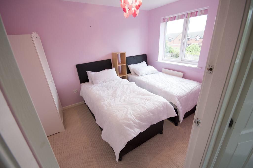 32 Pentland Close Chester Exterior foto
